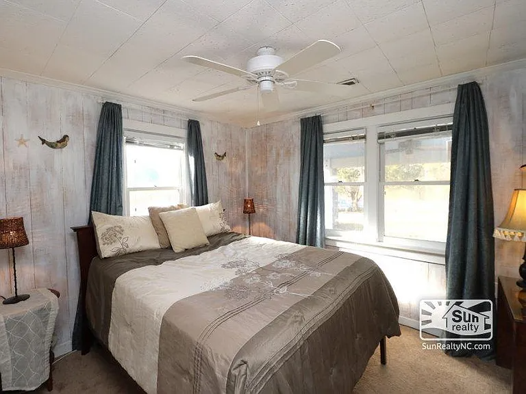 115 W Mobile Rd - Photo 3 of 9