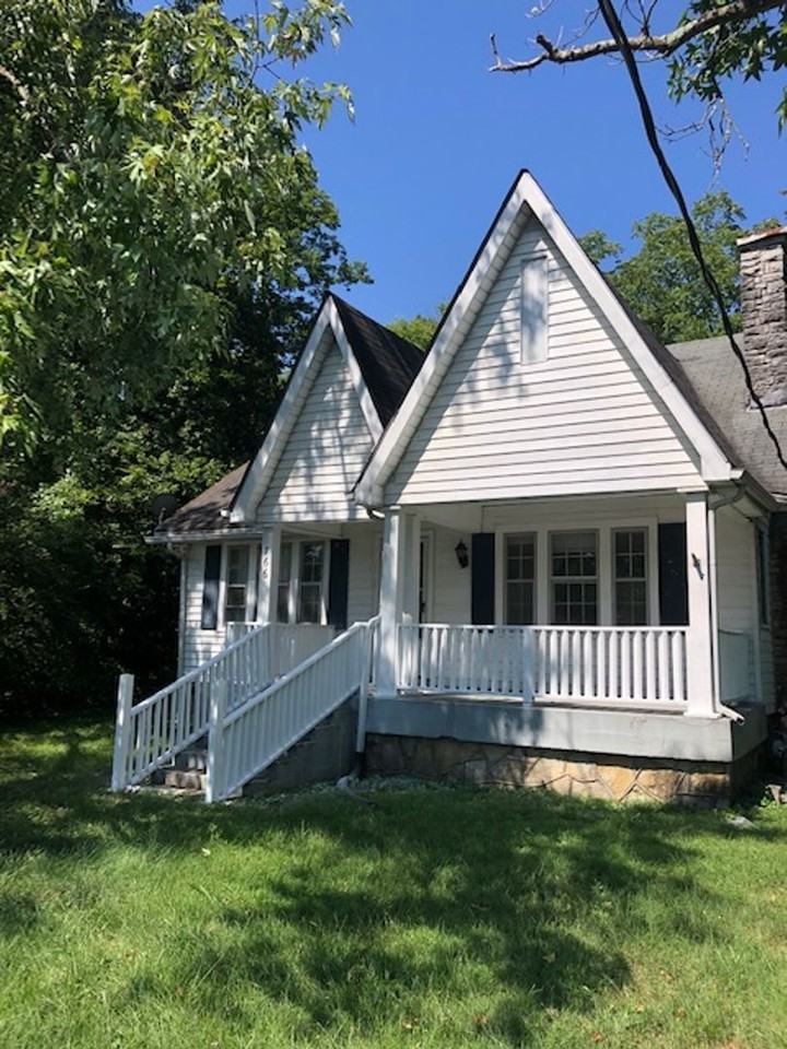 766 766 Oakdell Ave - Photo 2 of 13