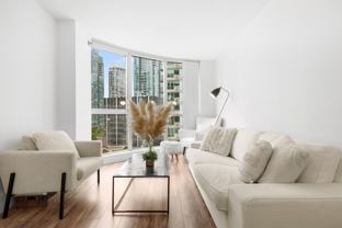 555 Jervis St - Photo 1 of 1