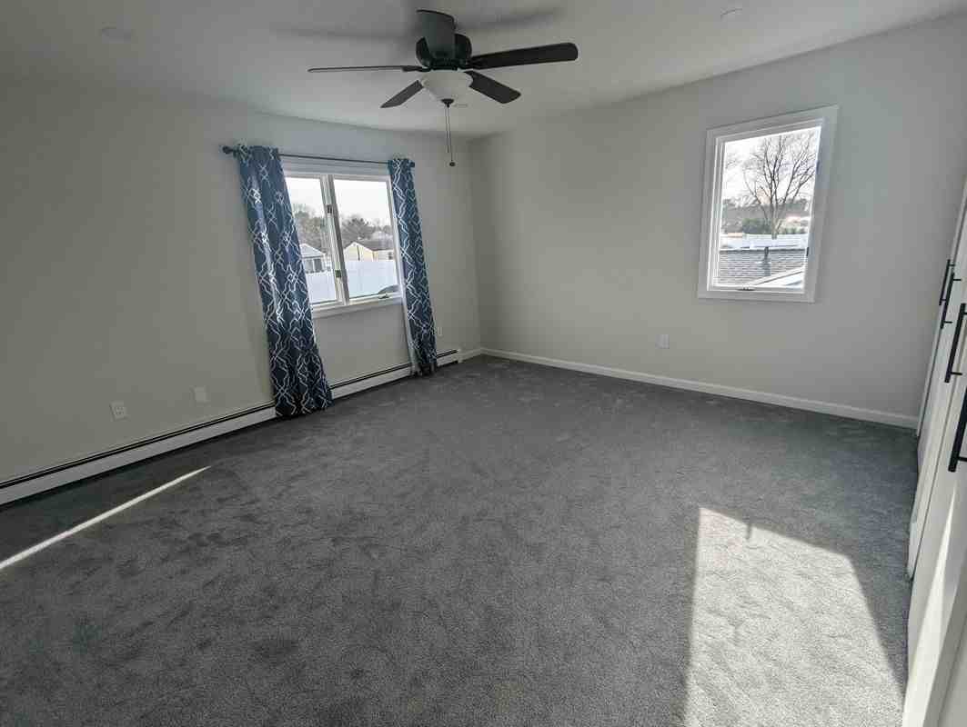 172 Glen Summer Rd - Photo 3 of 12