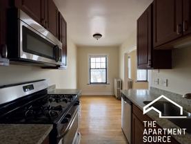 2100 W Ainslie St #E1 - Photo 1 of 1