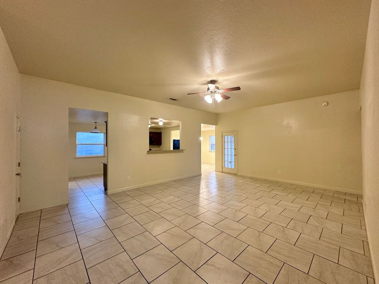 2403 Lavender Ln - Photo 2 of 45