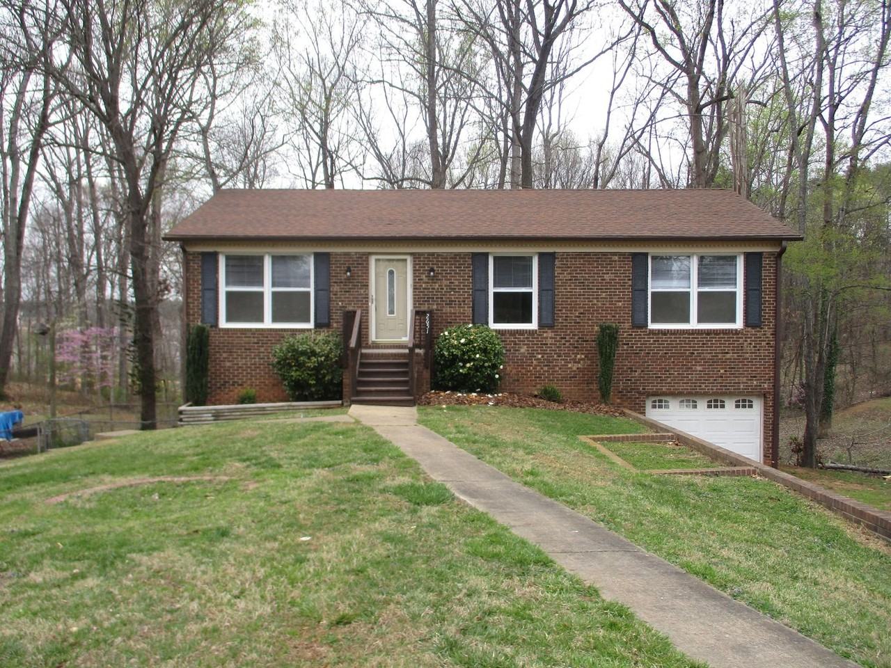 2651 Scioto St - Photo 2 of 15