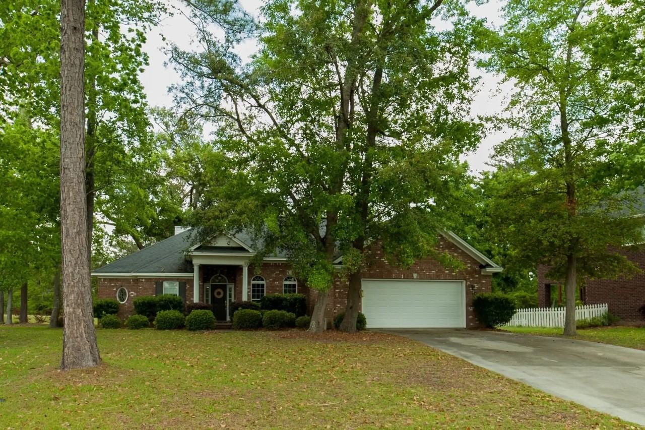 260 Saint Catherine Cir - Photo 2 of 50