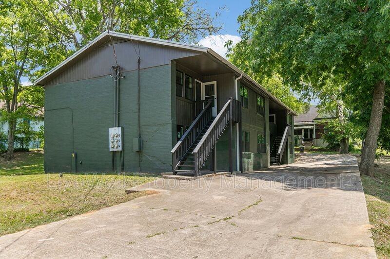 2608 20th Ave N #3 - Photo 2 of 50