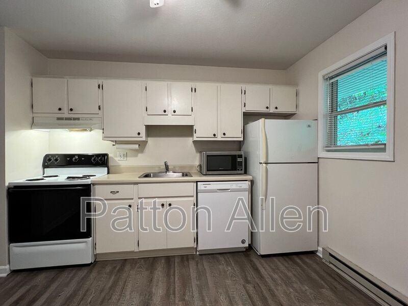 157 Citadel Dr #161D - Photo 3 of 16