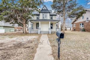 featured image of 911 W Central Ave #3