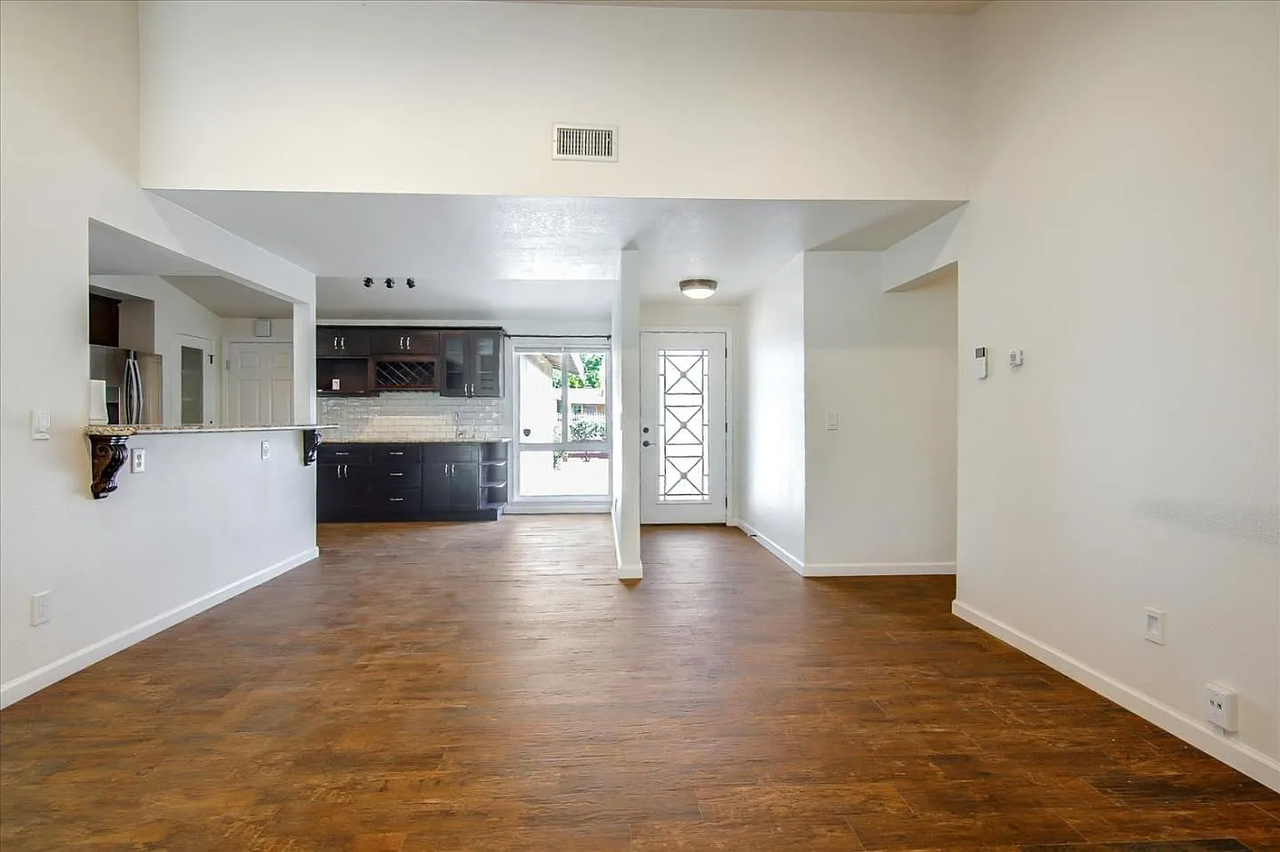 20512 Londelius St #NA - Photo 6 of 30