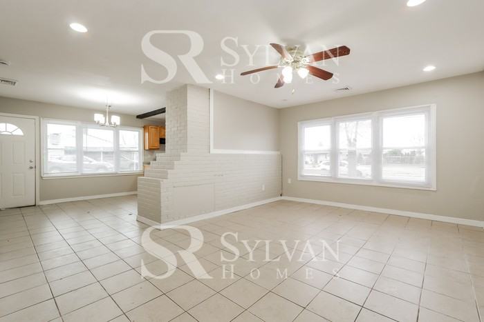 105 Border Rock Rd - Photo 3 of 15