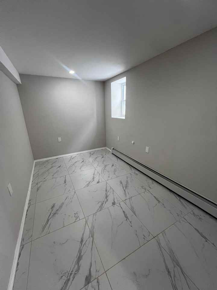 1603 Stadium Ave - Photo 3 of 5