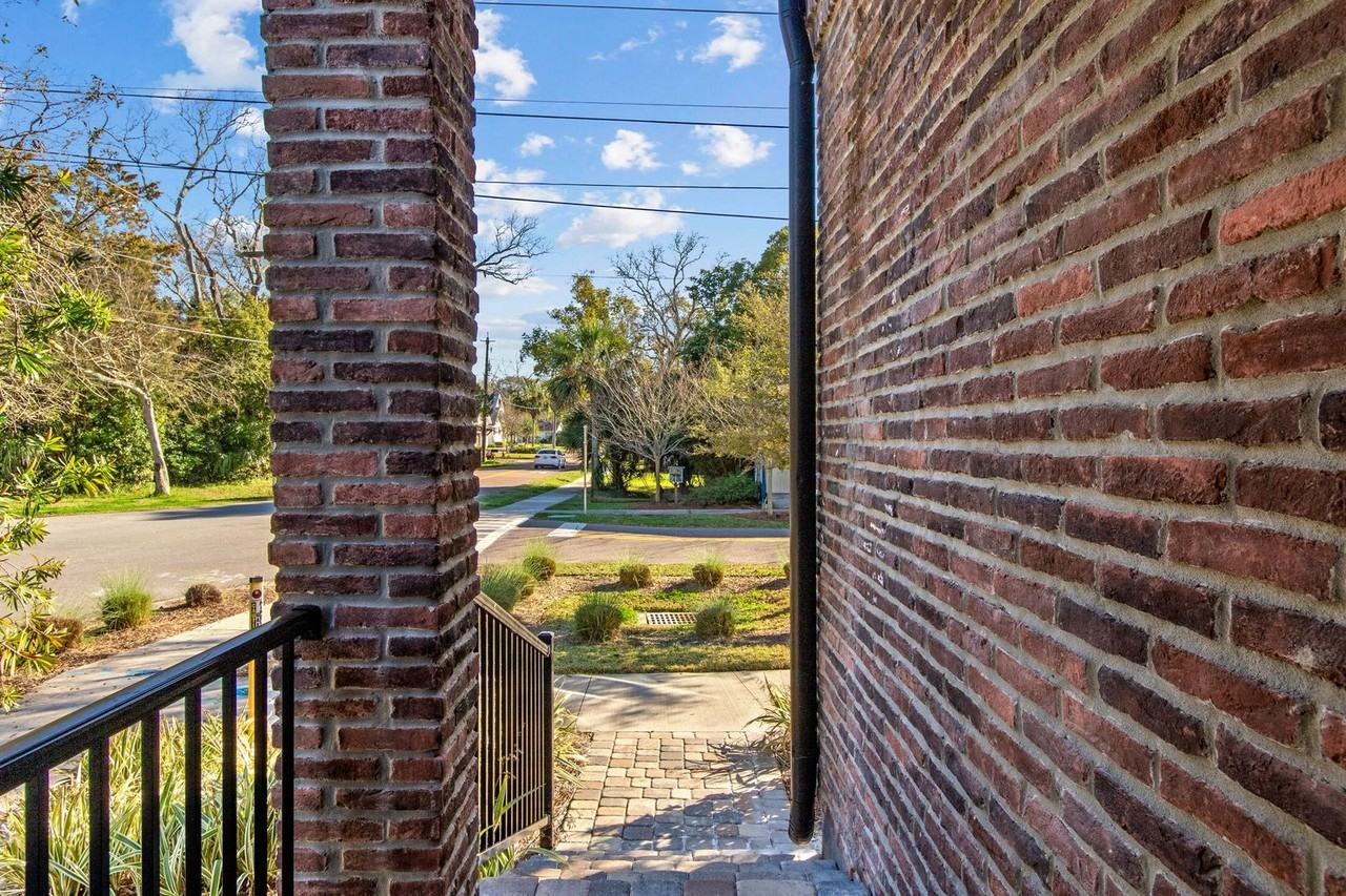 247 Beech St - Photo 2 of 47