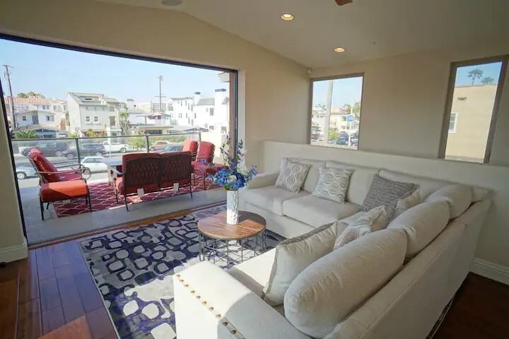 1829 W Balboa Blvd - Photo 3 of 13