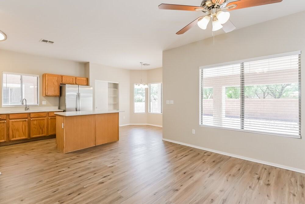 388 E Camino Limon Verde - Photo 4 of 17