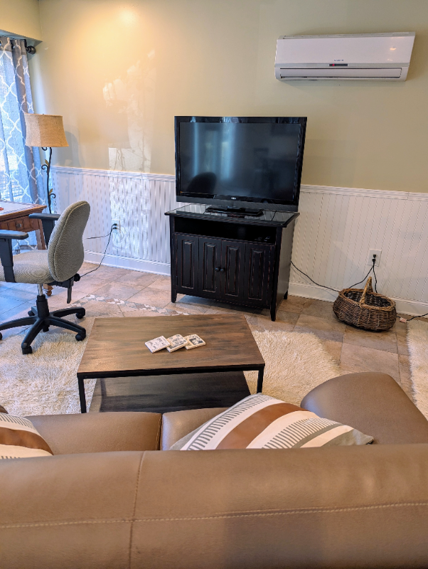 3096 Point Clear Dr - Photo 3 of 20