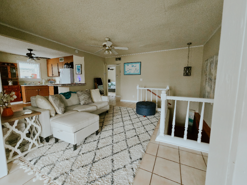 220 Cedar St - Photo 2 of 17