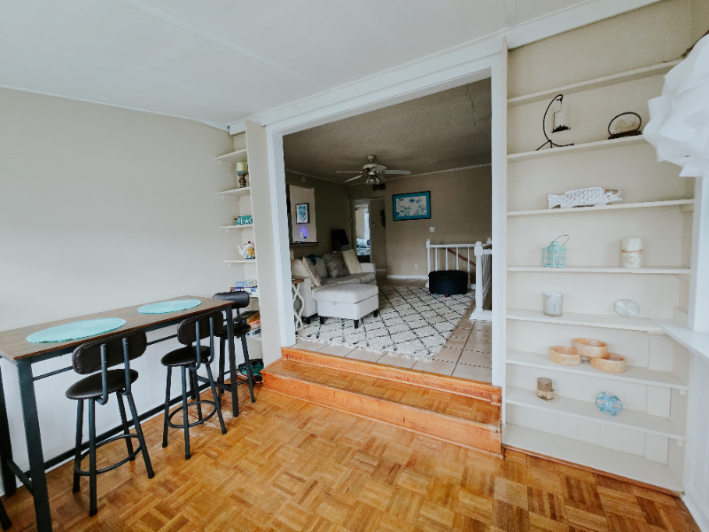 220 Cedar St - Photo 3 of 17