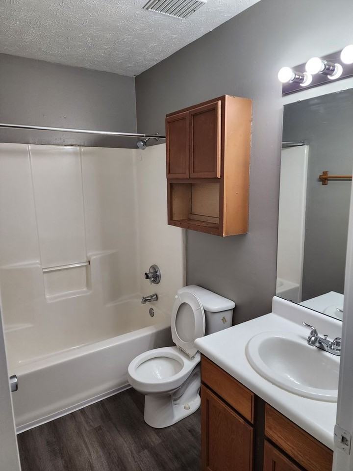 1803 Kraig Dr - Photo 5 of 6