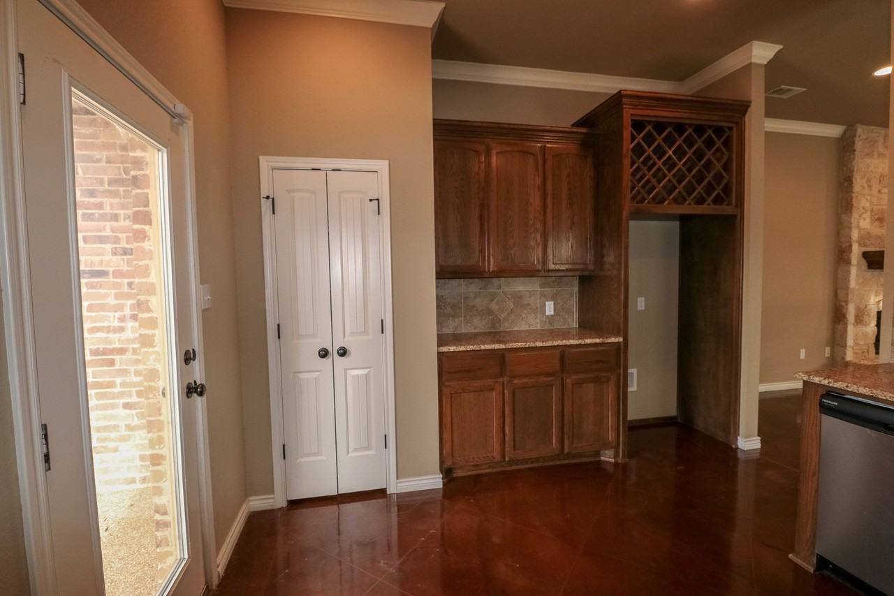 3004 Silver Saddle Dr - Photo 7 of 24
