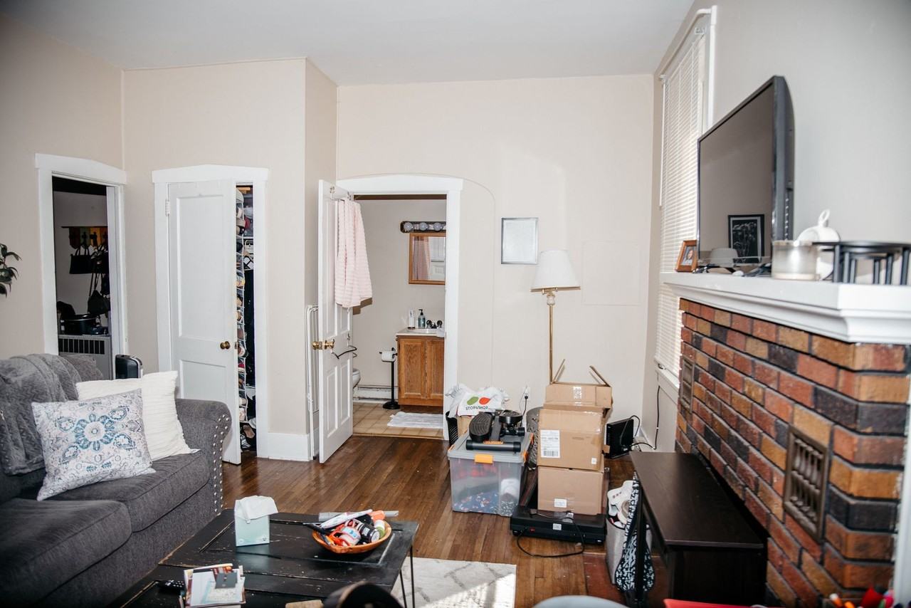 154 E High St - Photo 7 of 17