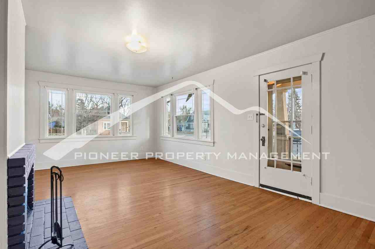 230 E Caramillo St - Photo 3 of 21