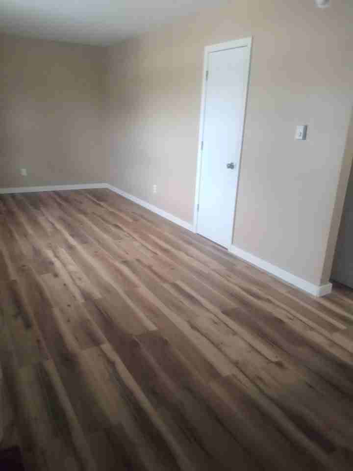 400 N 5th St #6 - Photo 7 of 8