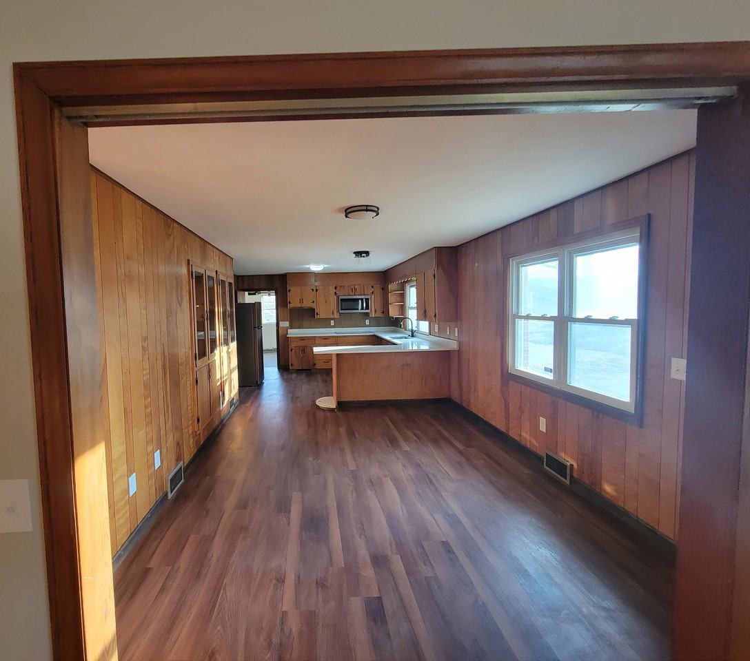 1640 Crabtree Rd #NA - Photo 3 of 15