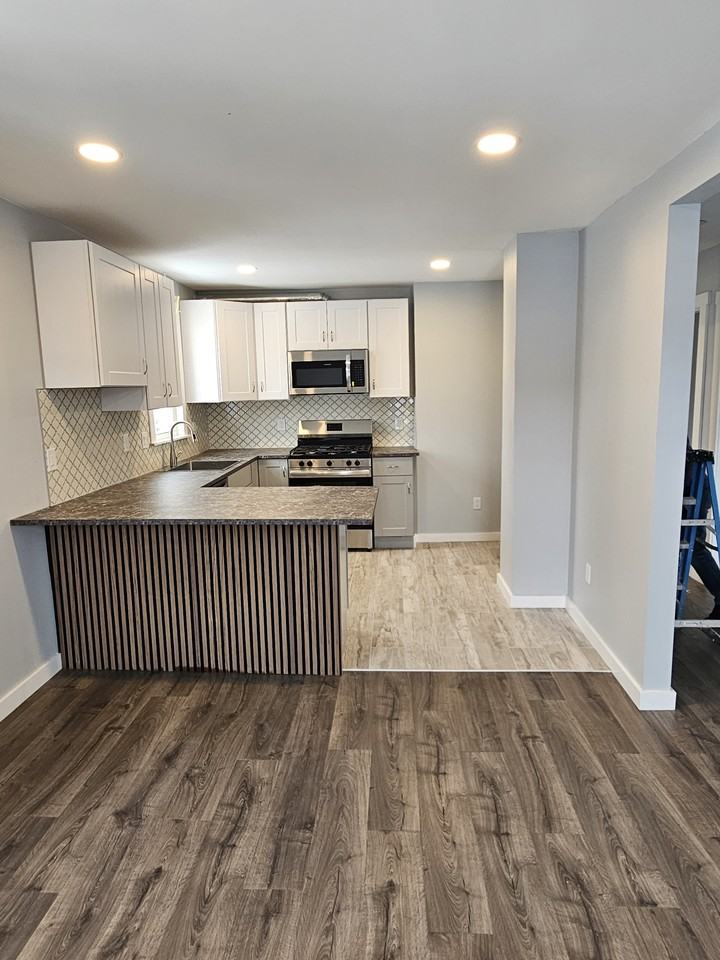 51 Howard St #2ndFL - Photo 2 of 16