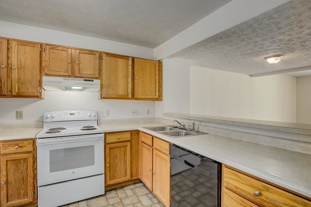 3920 Wolf Creek - Photo 7 of 15