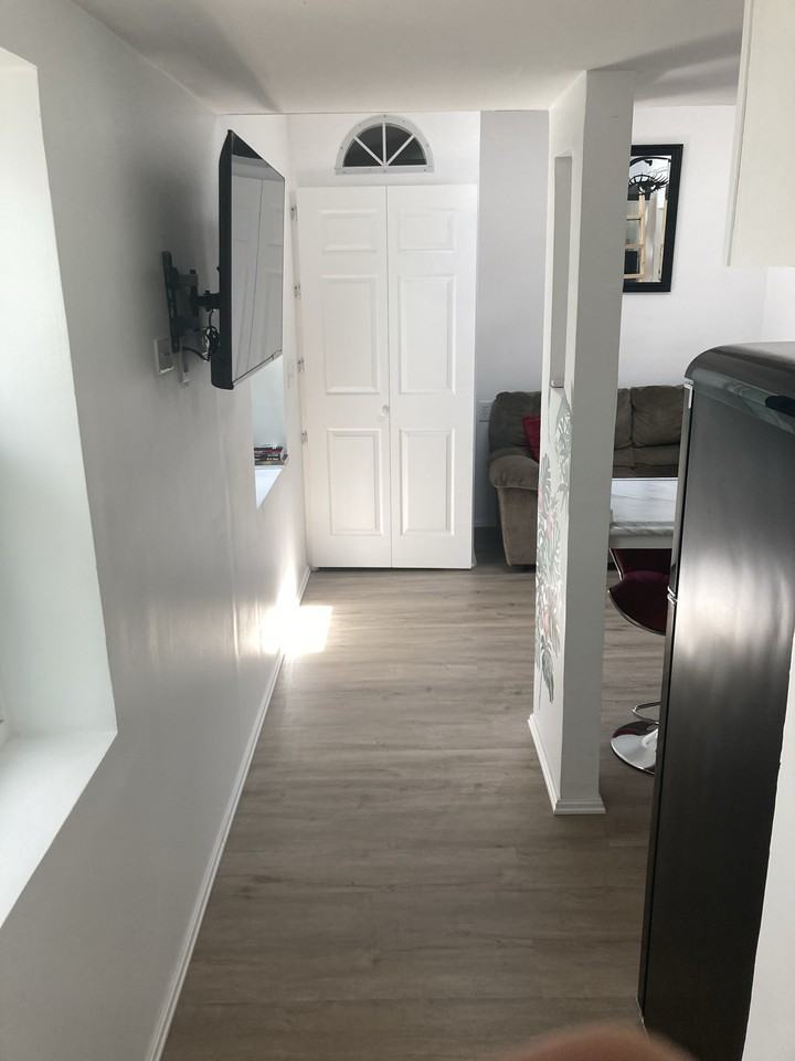 47 Elizabeth St - Photo 2 of 16