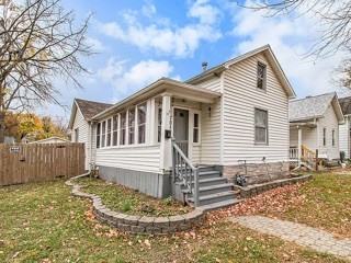 701 W 6th St #NA - Photo 7 of 12