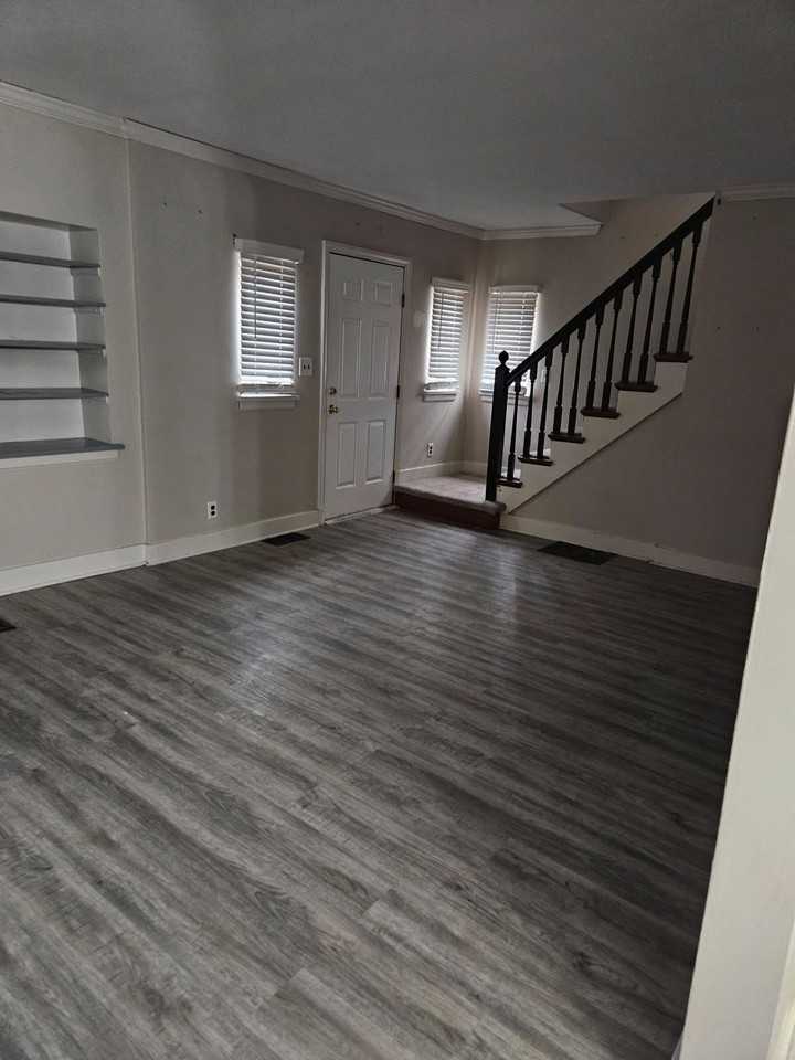 303 Wonderly Ave #NA - Photo 3 of 11