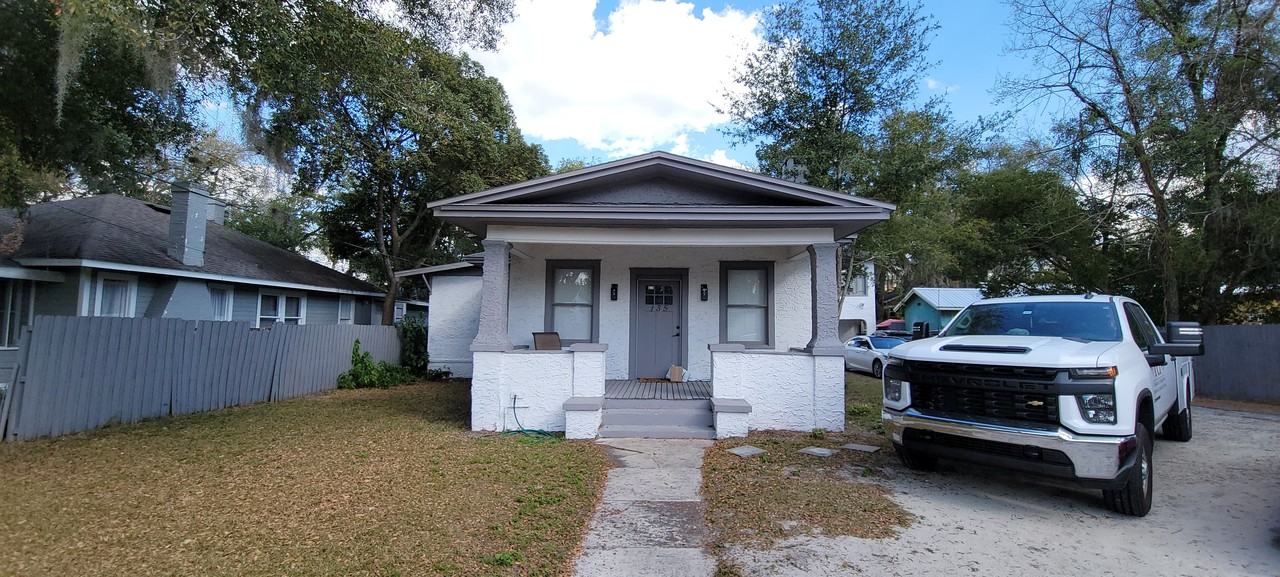 135 South Stone Street - Photo 2 of 19