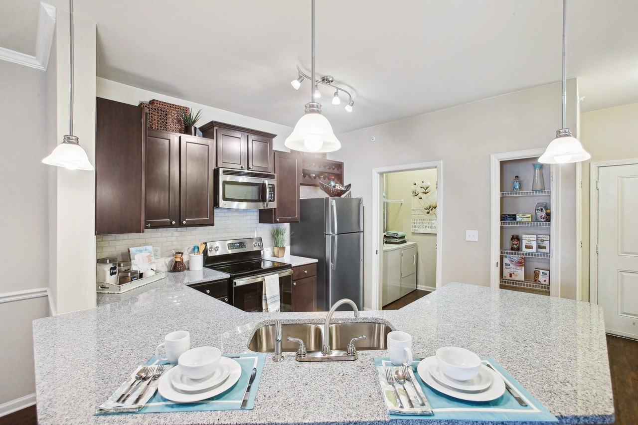 Grove at Shadow Green Apartments - Photo 3 of 39