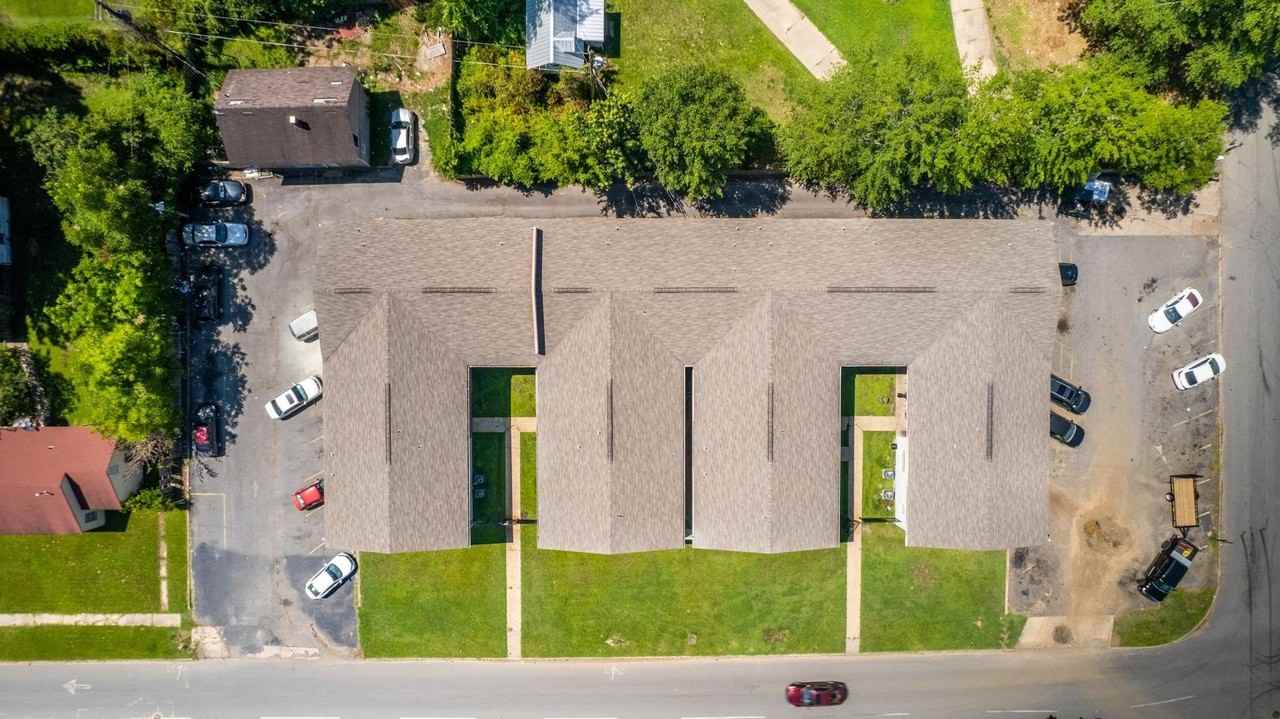 818 West 28th Avenue - Photo 2 of 20