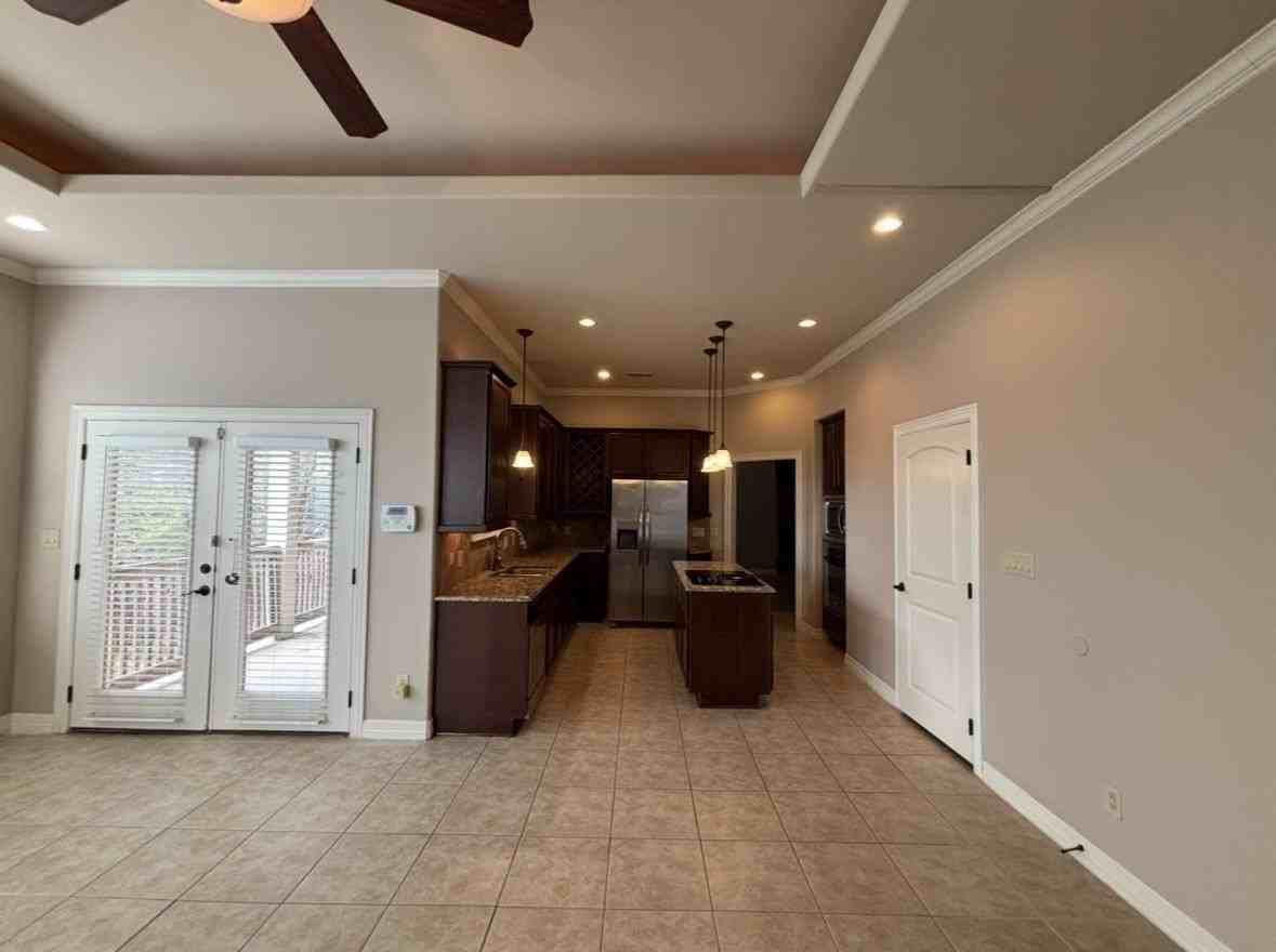 400 Tungsten - Photo 5 of 30