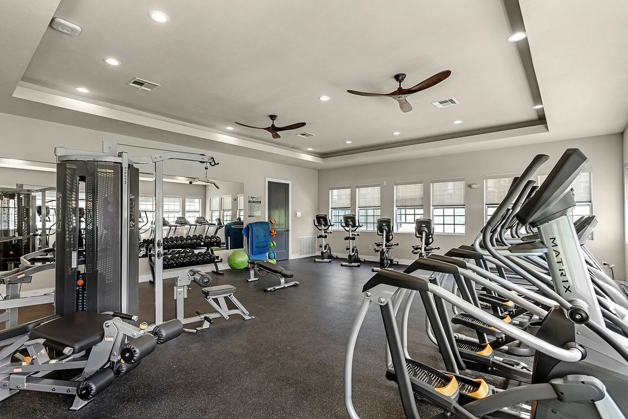 Sixty610 Stone Creek - Photo 7 of 22