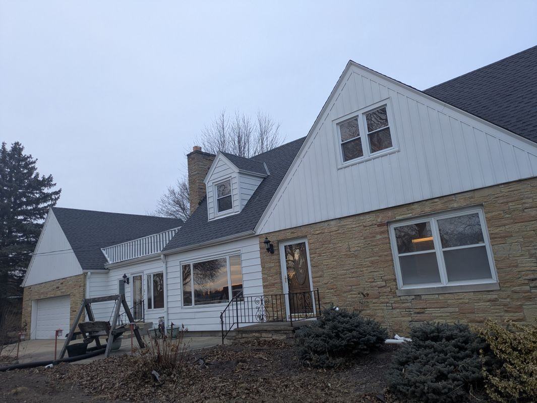 21834 Northcape St - Photo 2 of 11