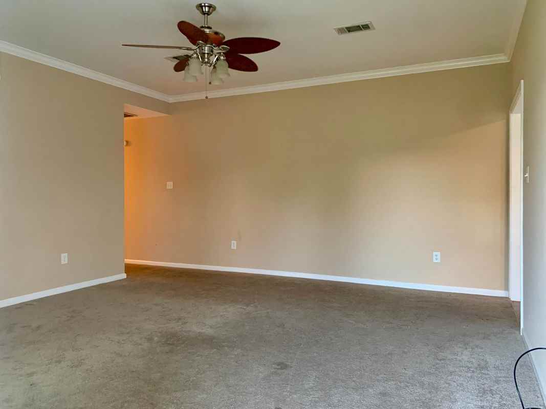 3402 Amy St - Photo 3 of 12