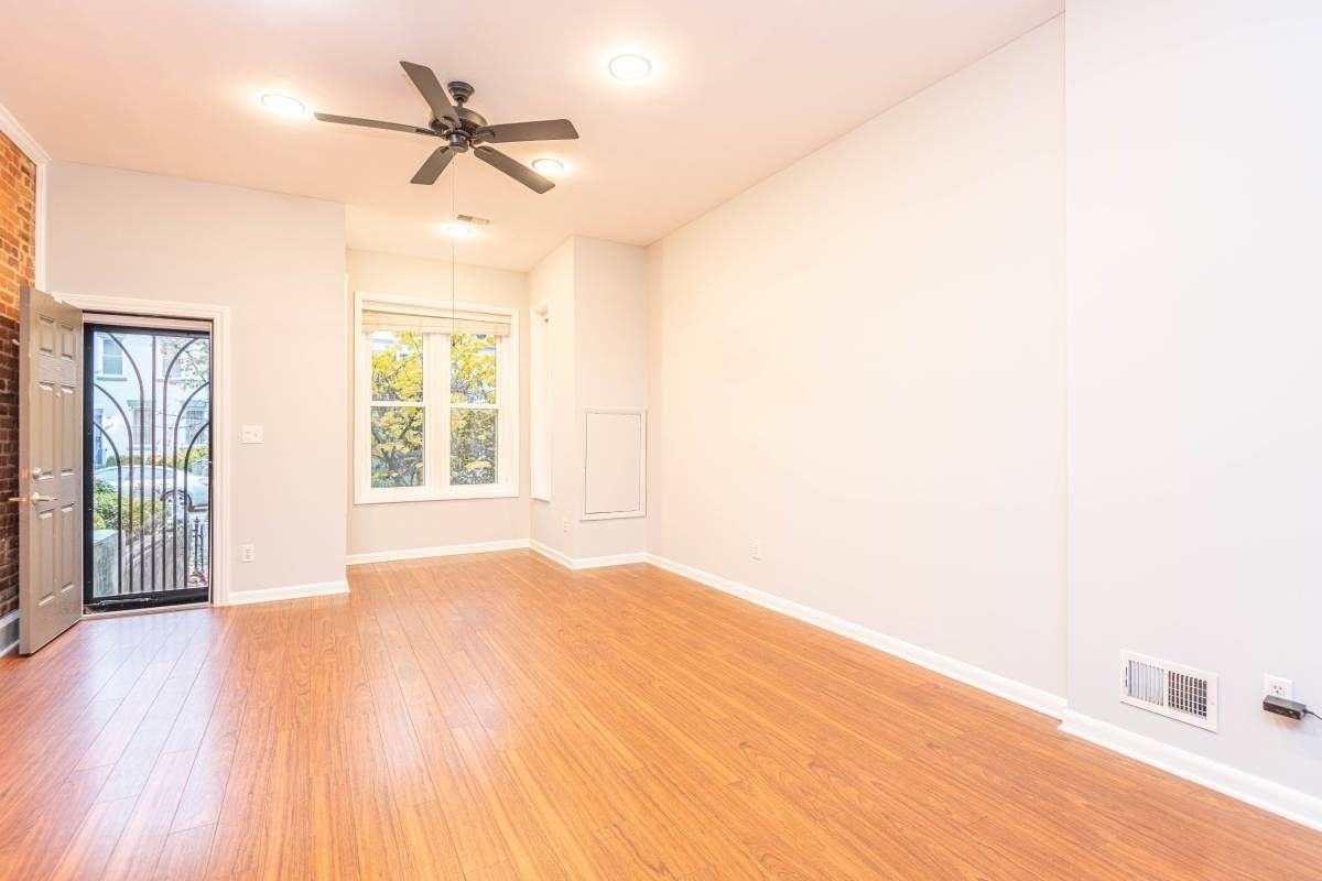 226 P St Nw - Photo 3 of 16