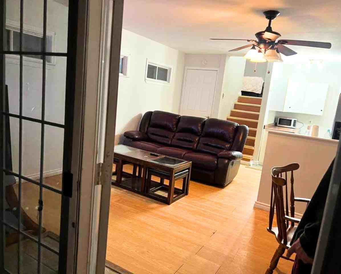 380 John Street - Photo 2 of 9