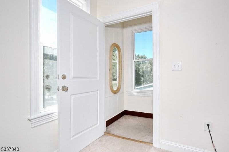 744 Ringwood Ave - Photo 7 of 32