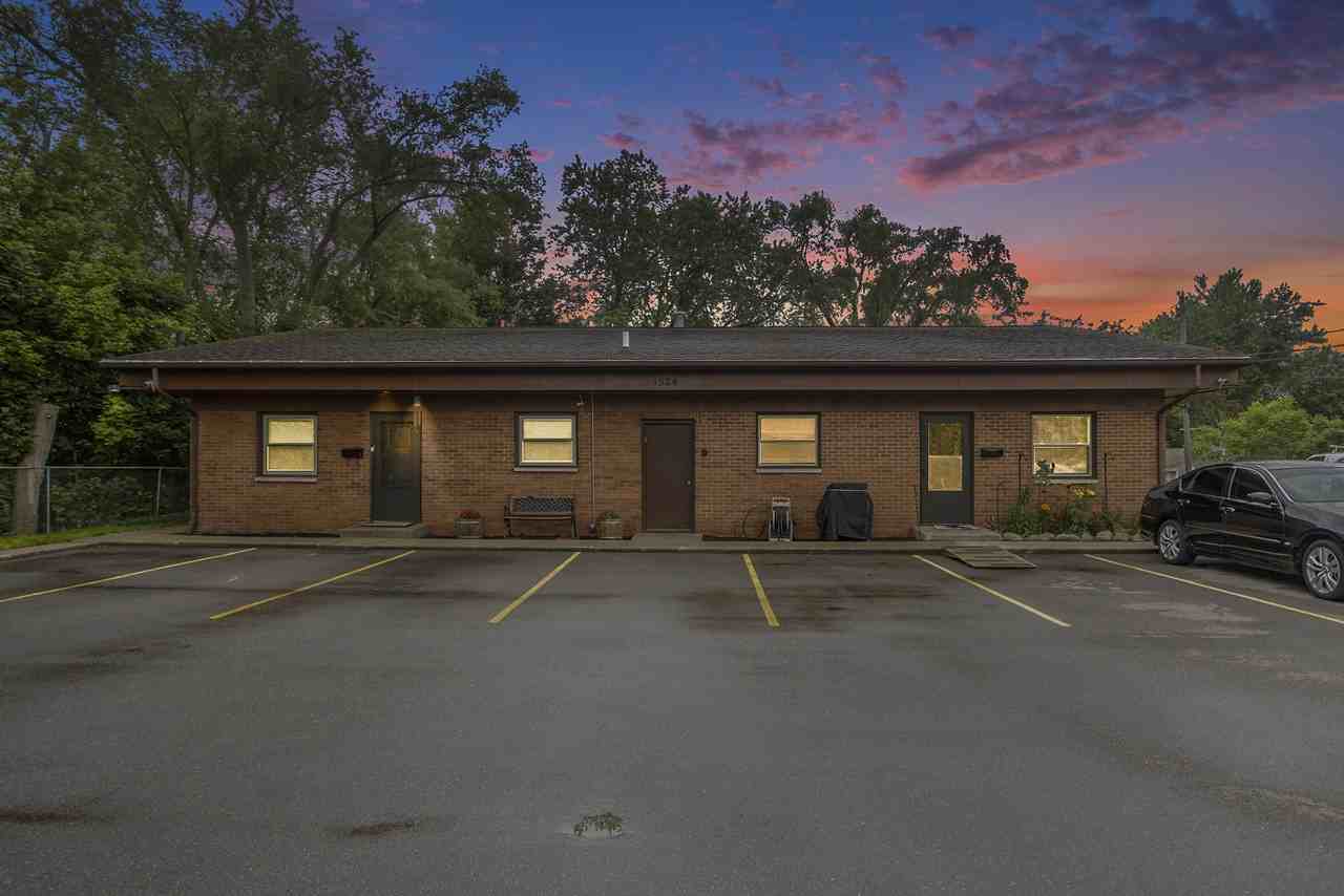 1536 Henson Ave #4 - Photo 3 of 12