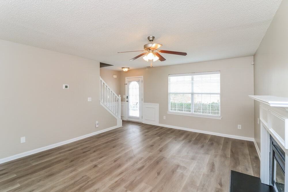 6981 Borowood Ln - Photo 7 of 17