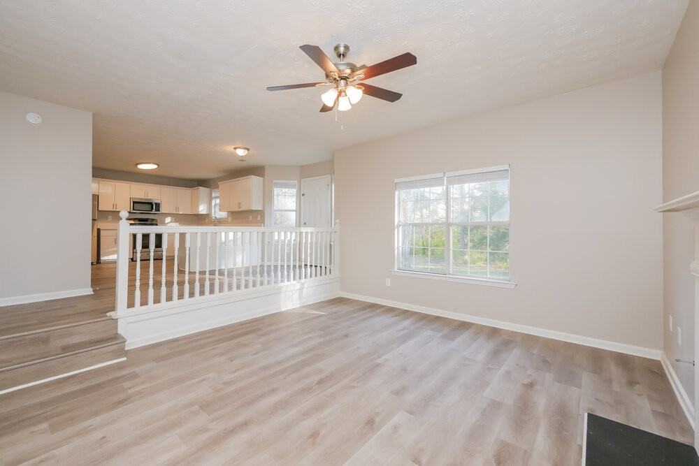 409 Grove Park Dr - Photo 5 of 17