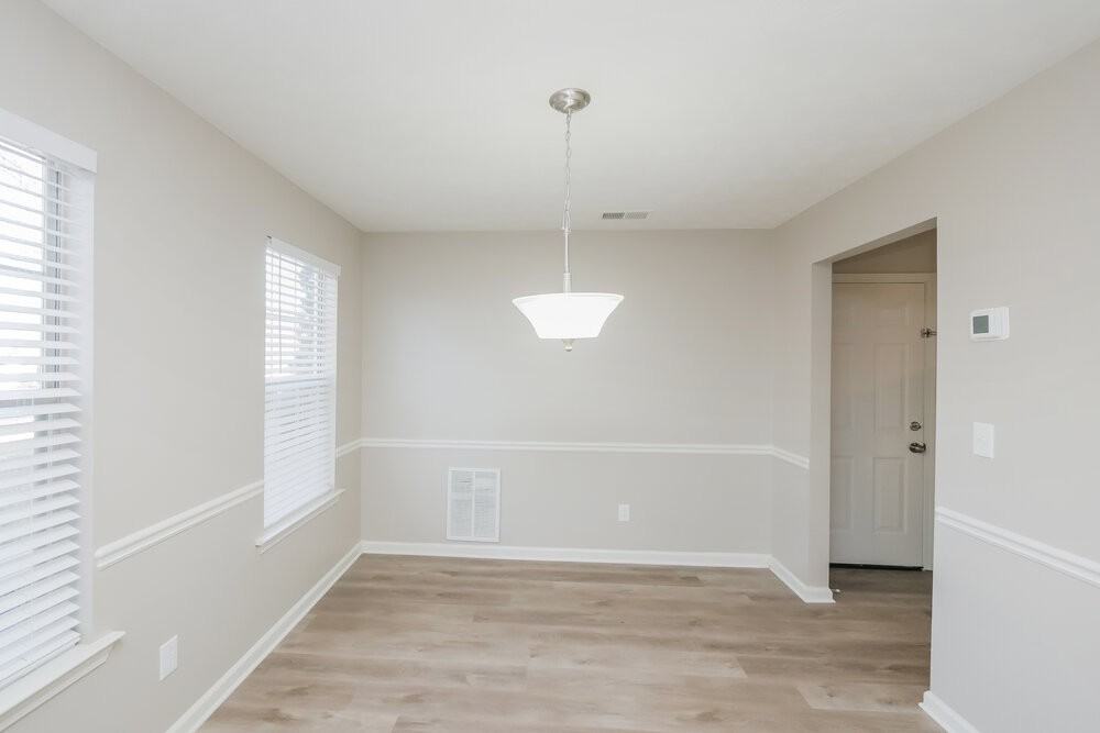 409 Grove Park Dr - Photo 7 of 17