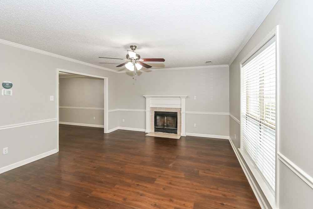 7381 Peppermill Ln - Photo 5 of 17