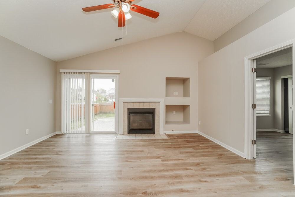 6851 Spring Bloom Dr - Photo 3 of 16