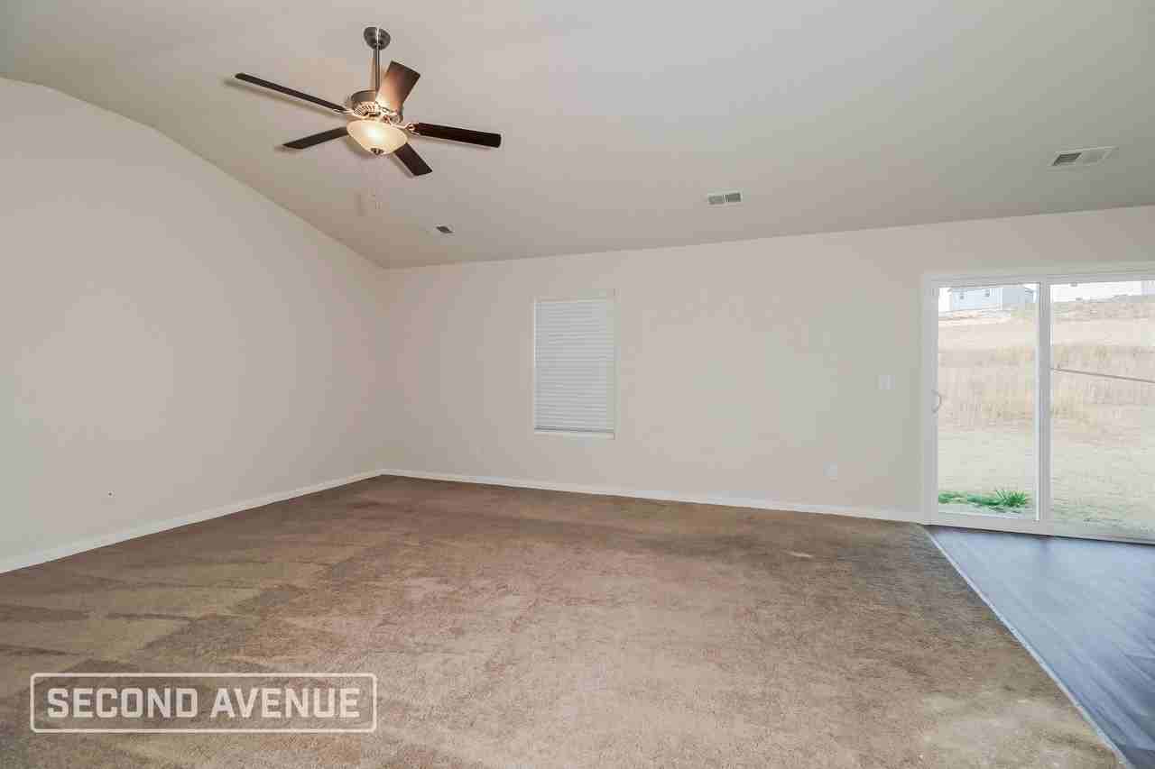 411 Misty Knoll Dr - Photo 6 of 22