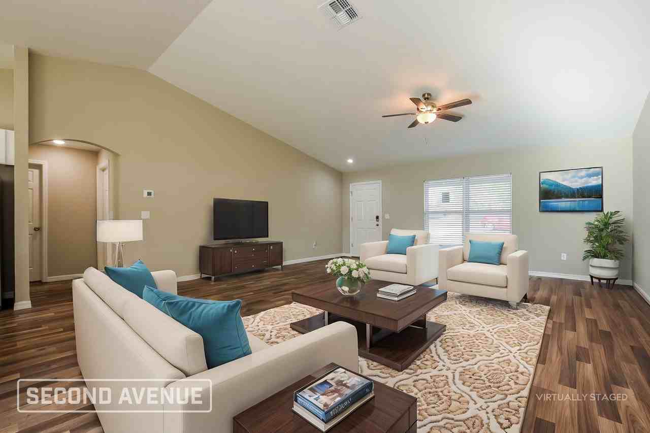 5360 Sw 164th Street Rd - Photo 2 of 26