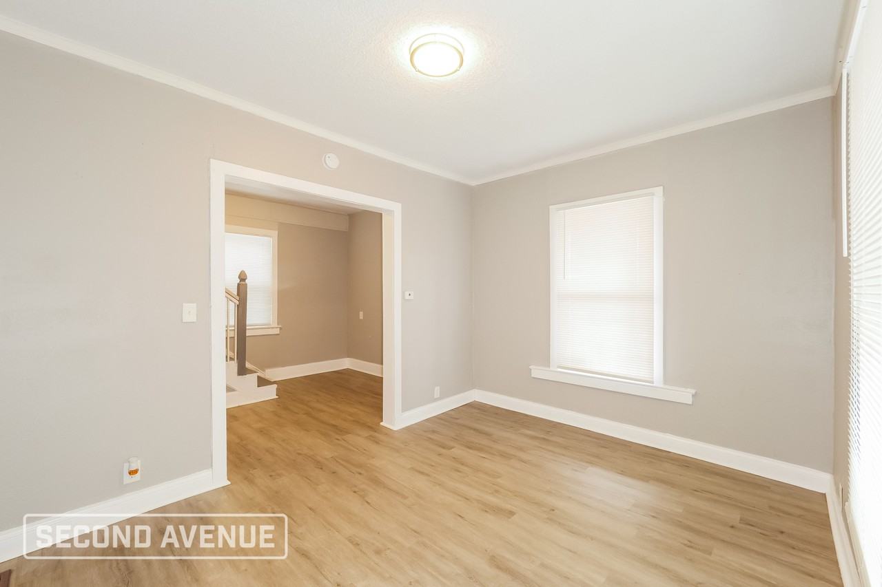 2632 Cypress Ave - Photo 6 of 30